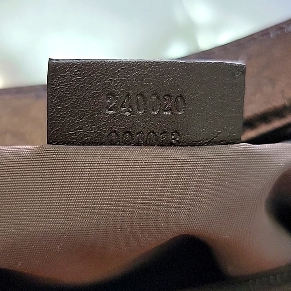 Authentic Gucci leather hobo. Used once. - Picture 8 of 11